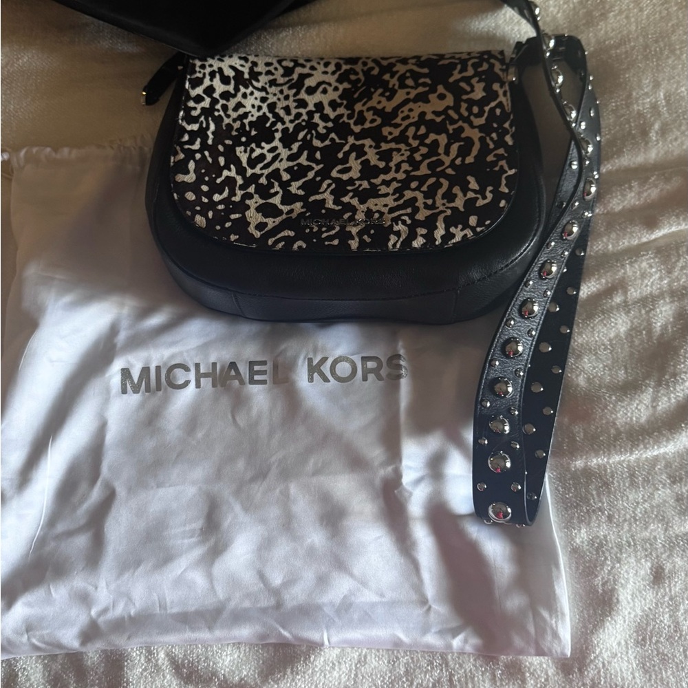 Michael Kors Black and White Crossbody Bag
